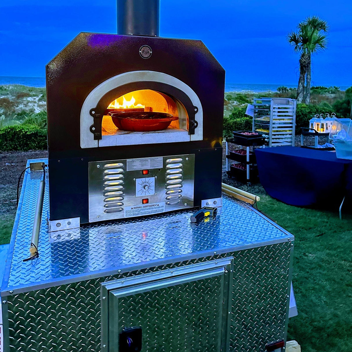 Horno de leña móvil para pizza Chicago Brick Oven CBO-750 Tailgater