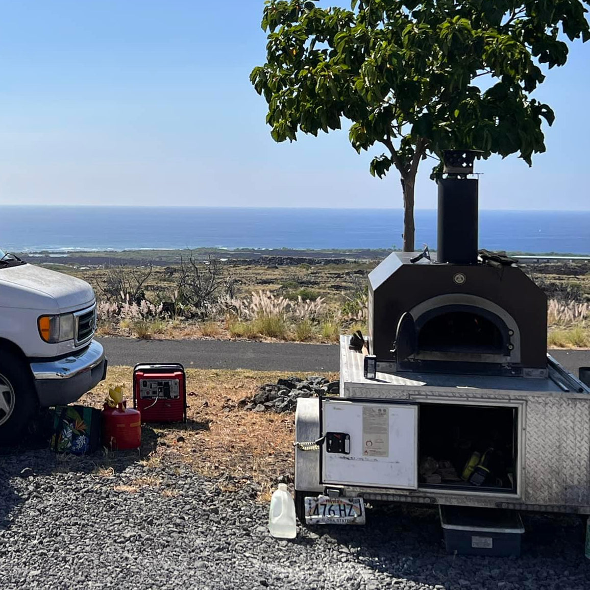 CBO-750 Tailgater Wood Fired Pizza Oven- Copper - Outdoors Lifestyle