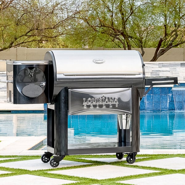 Louisiana Grills Founders Legacy 1200 Pellet Grill DIsplay View