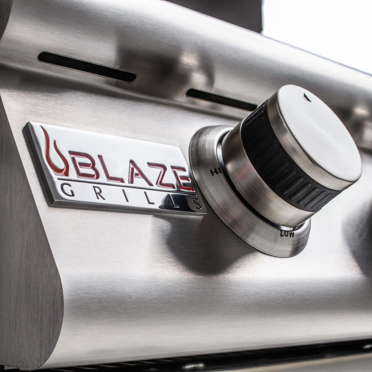 Blaze Prelude LBM 32-Inch 4-Burner Gas Grill BLZ-4LBM-LP