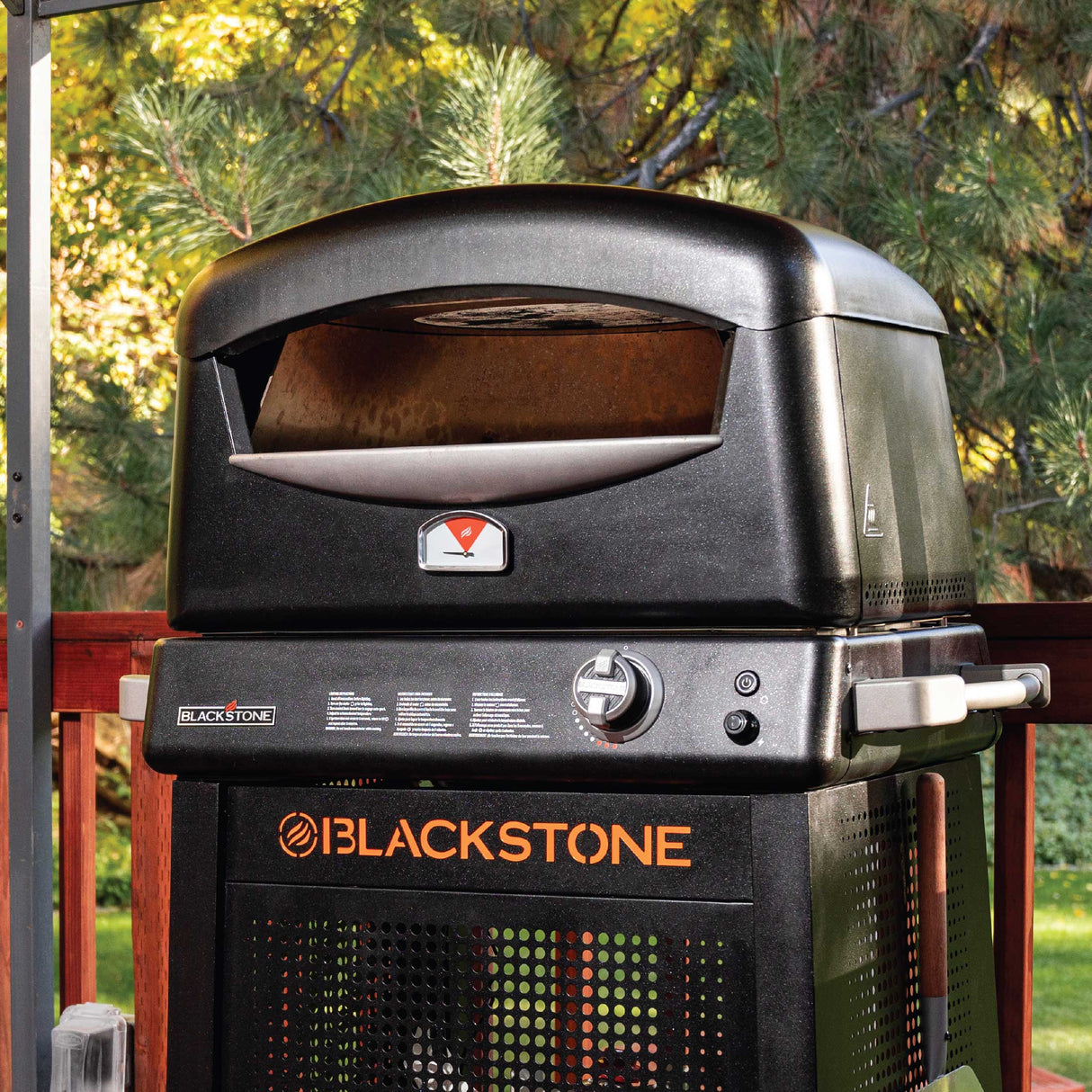 Blackstone Freestanding Propane Outdoor Pizza Oven | 6825 6825