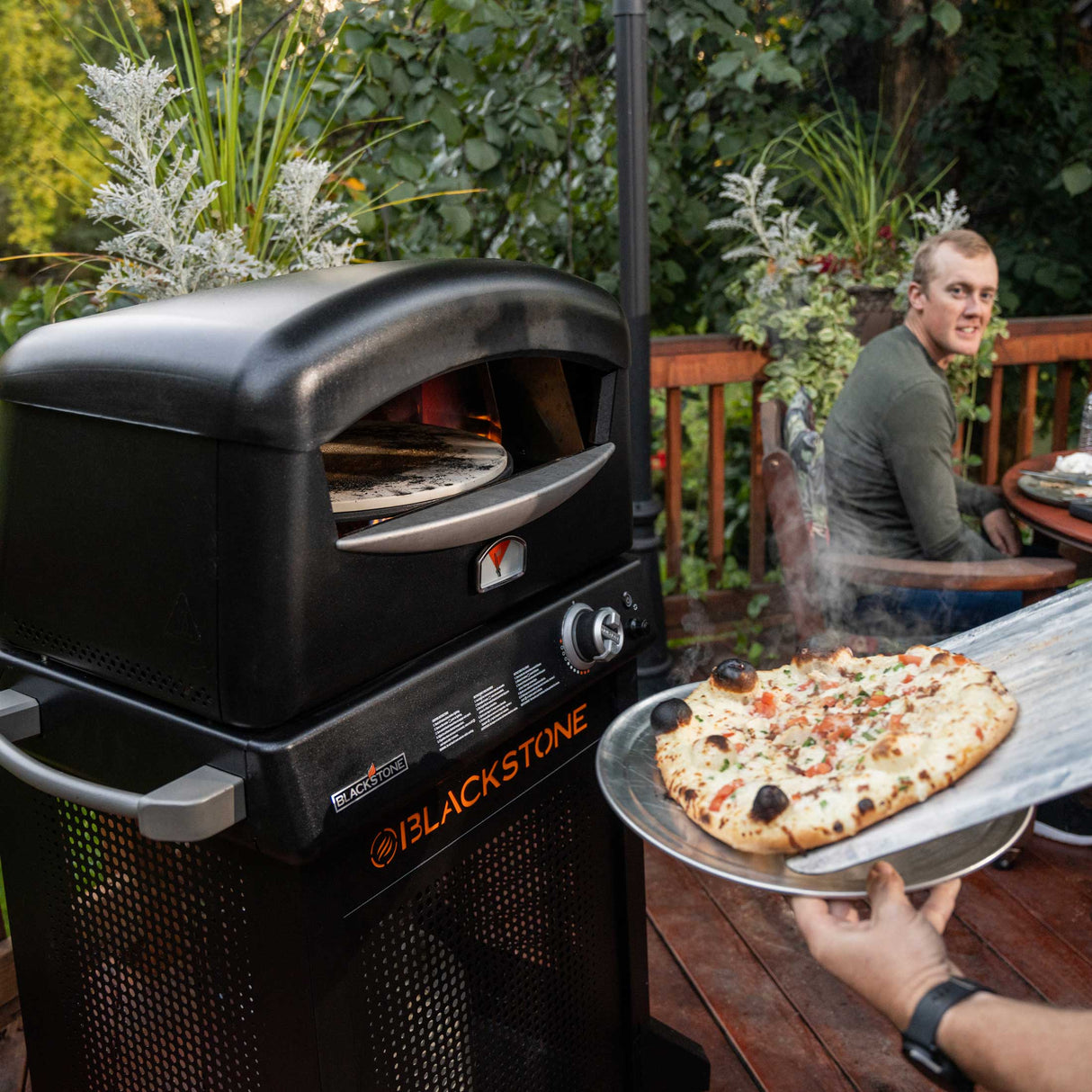 Blackstone Freestanding Propane Outdoor Pizza Oven | 6825 6825