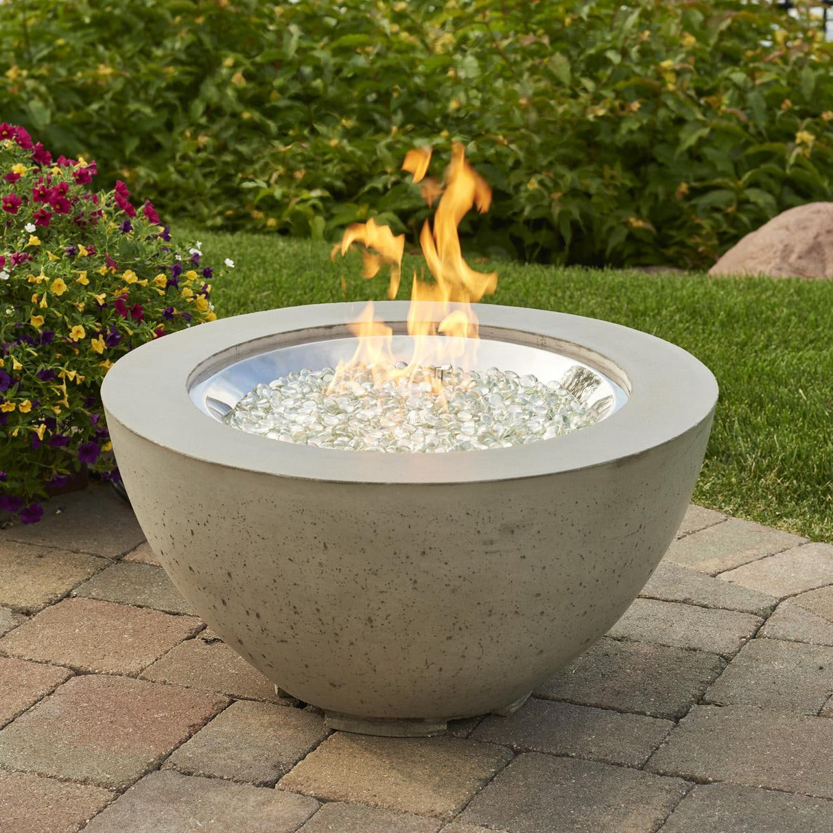 The Outdoor GreatRoom Company Cove 20-Inch Round Gas Fire Pit Bowl - CV-20 - Natural Grey