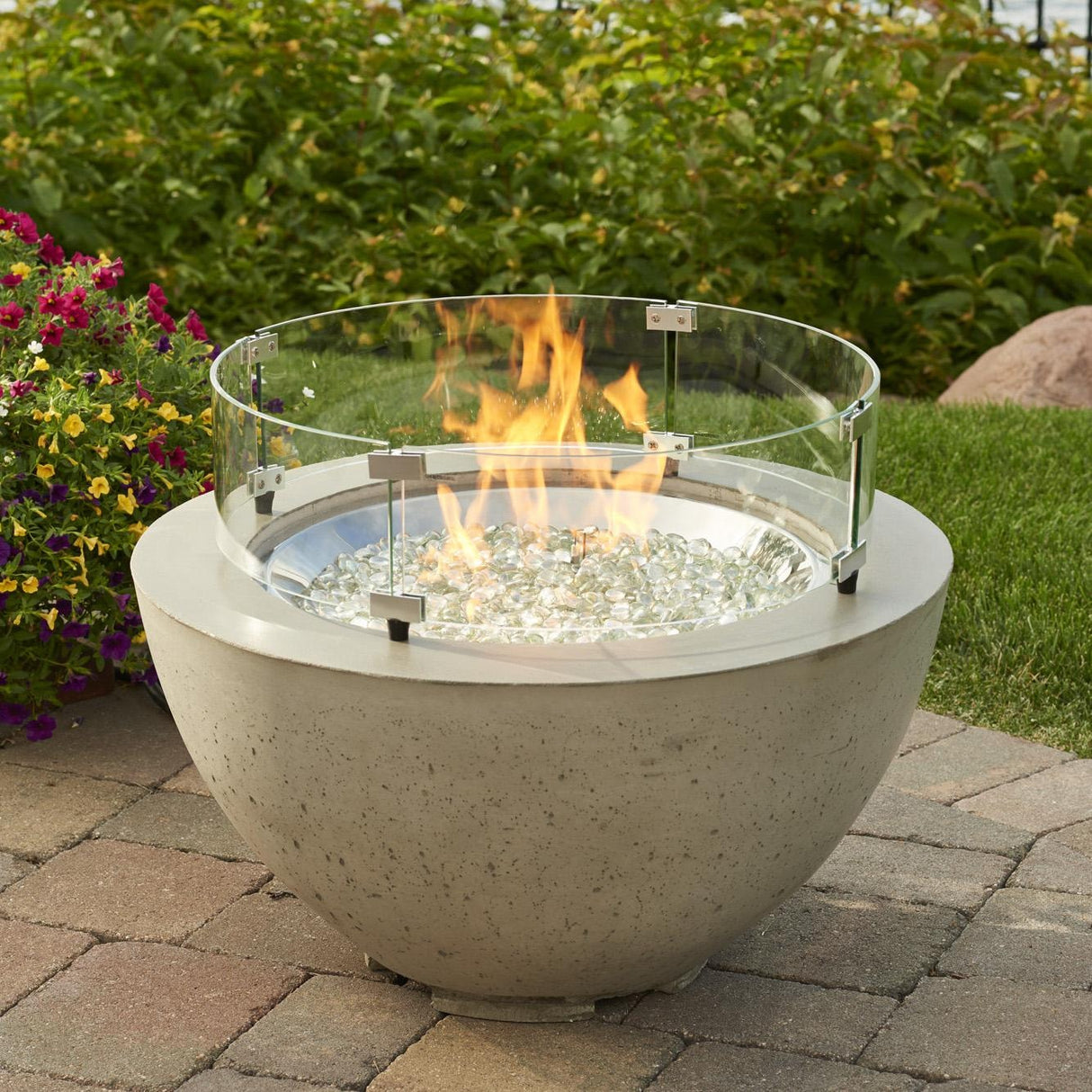 The Outdoor GreatRoom Company Cove 20-Inch Round Gas Fire Pit Bowl - CV-20 - Natural Grey - With Glass Wind Guard