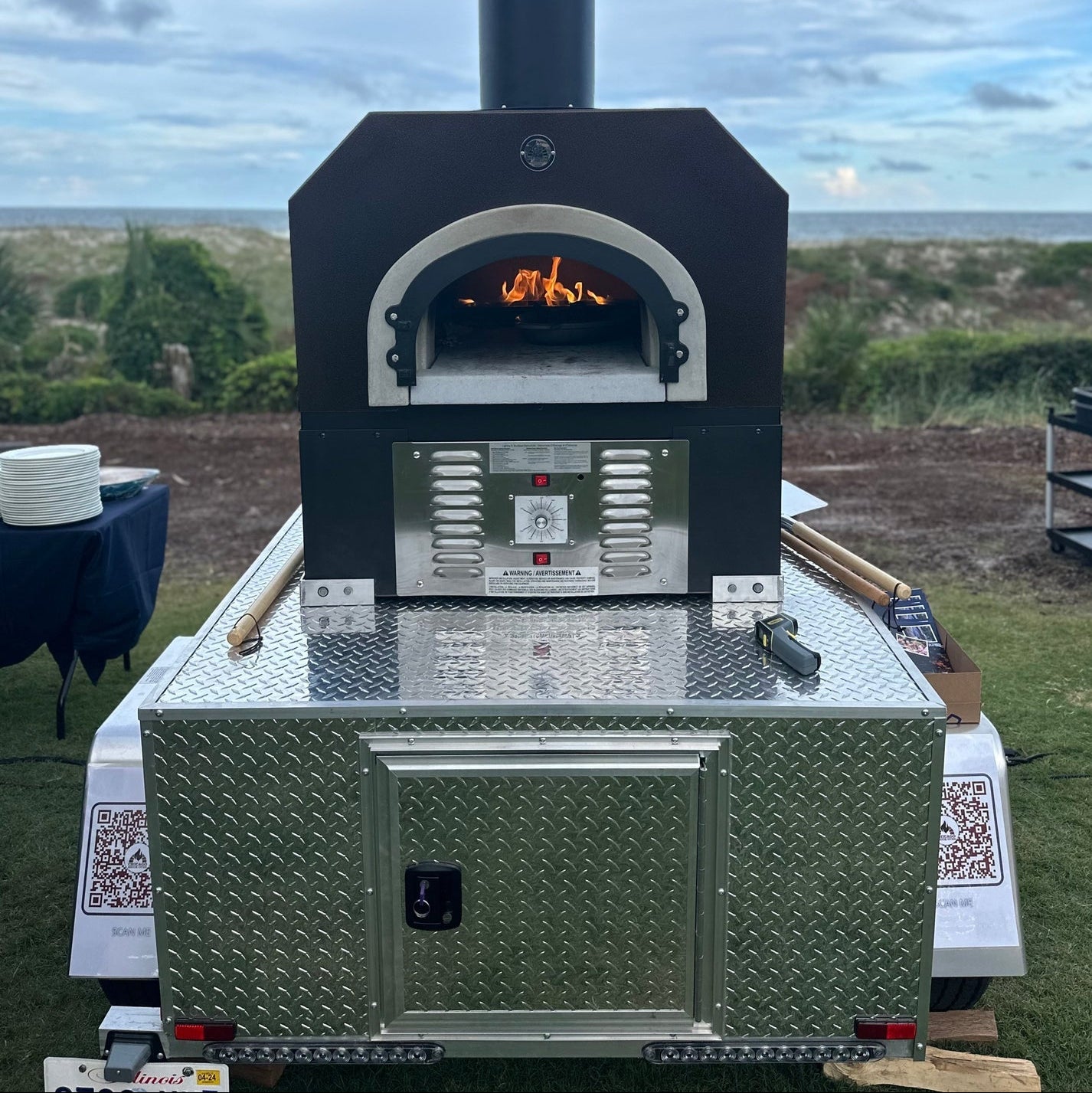 Horno de leña móvil para pizza Chicago Brick Oven CBO-750 Tailgater