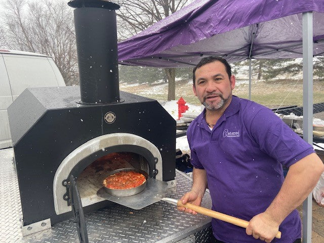 CBO-750 Tailgater Wood Fired Mobile Pizza Oven In Snow